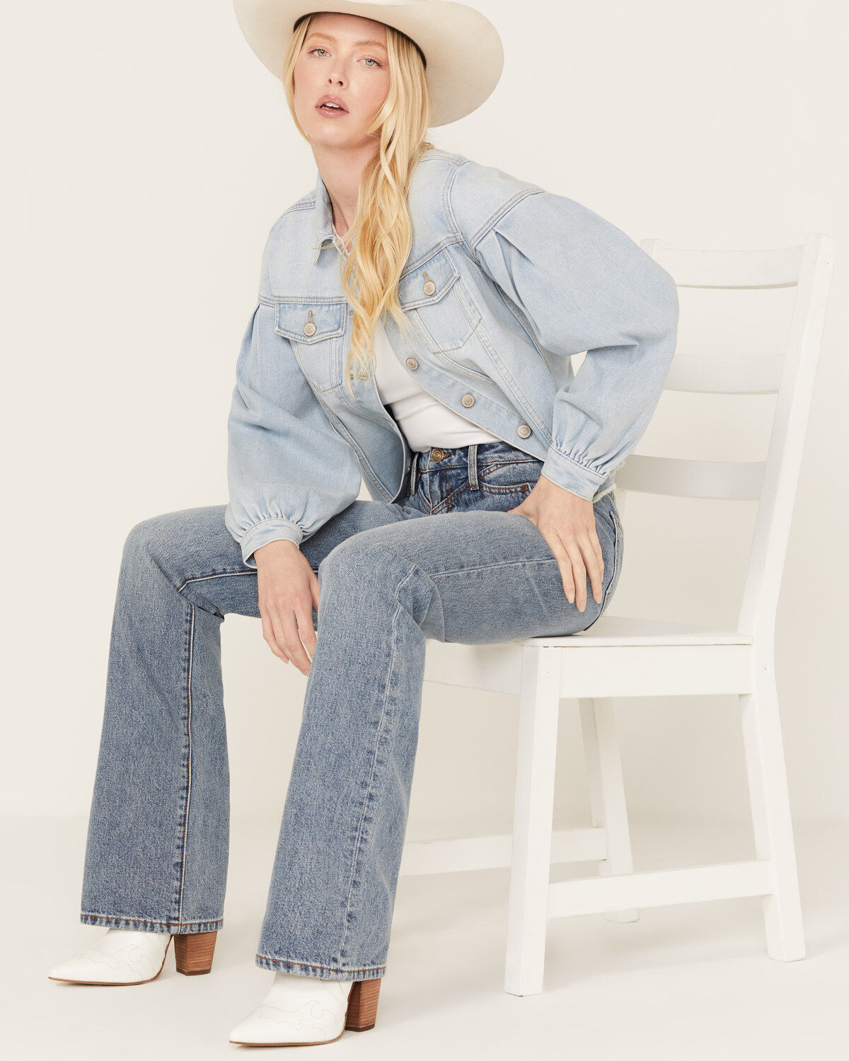 Women's Shyanne Denim Button-Down Fray Shacket