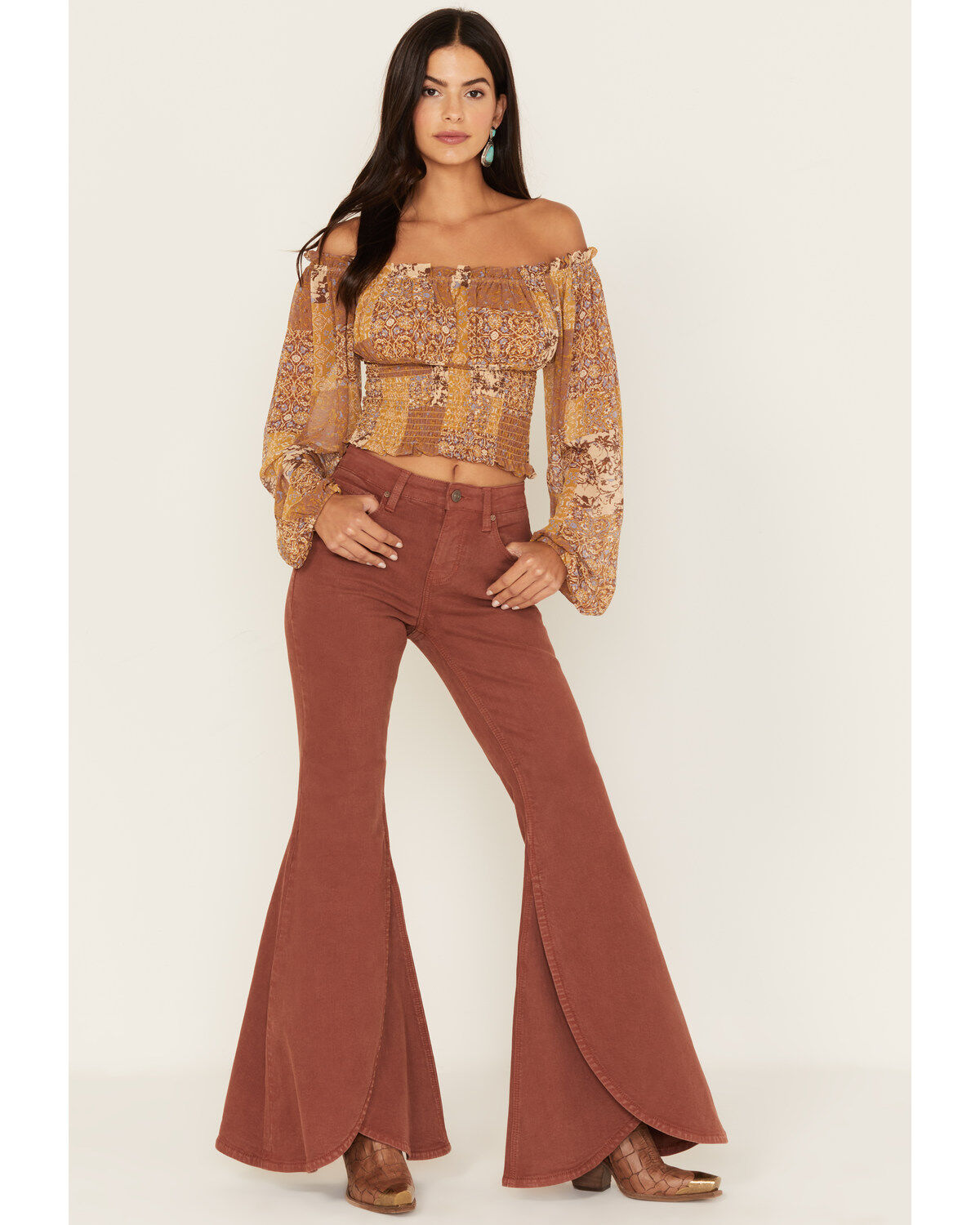 Women's Shyanne High Rise Tulip Hem Super Flare Jeans
