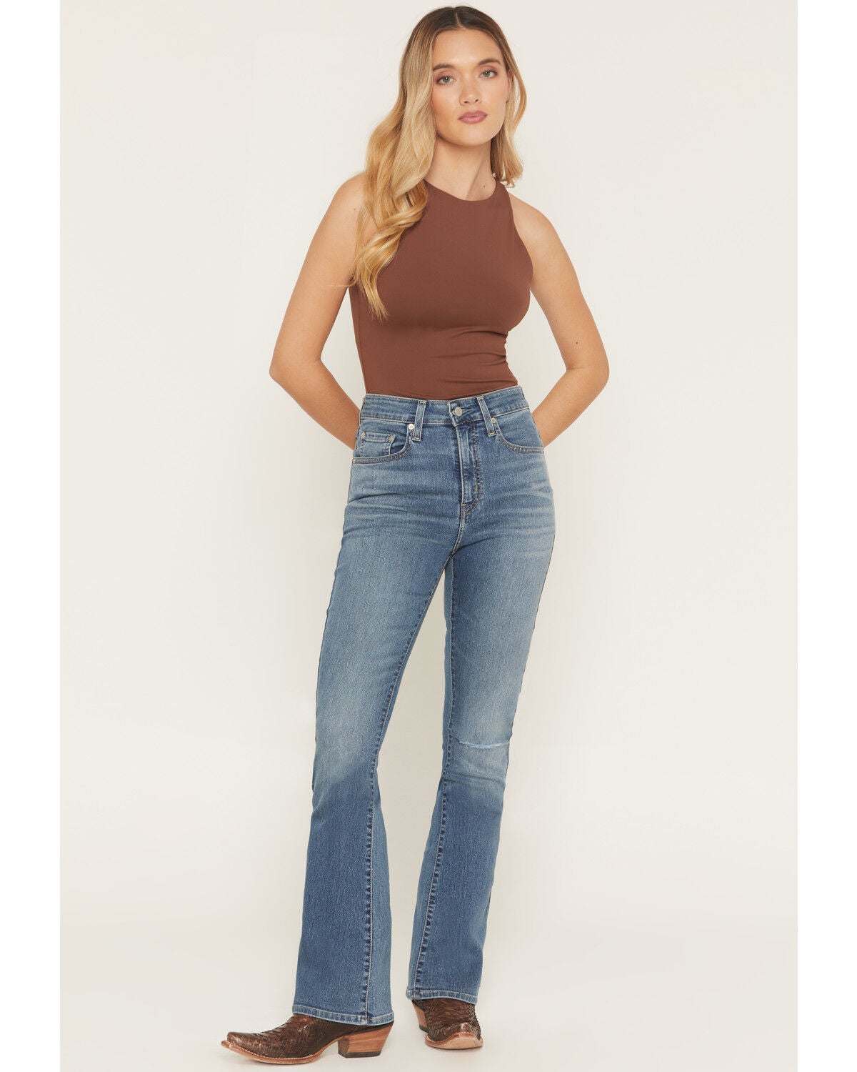 Women's Levi's 725 Medium Wash High Rise Bootcut Stretch Denim Jeans