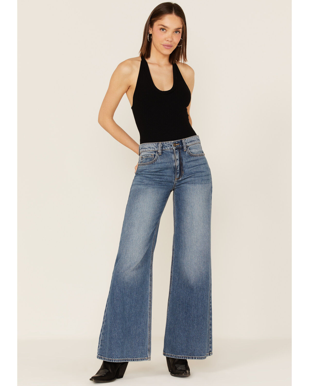 Women's Sneak Peek Light Wash High Rise Vintage Wide Leg Jeans