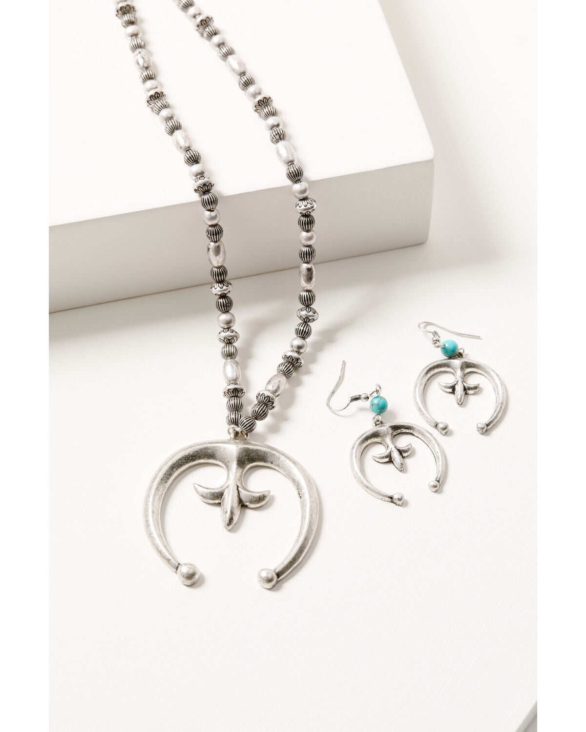 Women's Shyanne Rodeo Sunset Squash Blossom Jewelry Set - 2 Piece