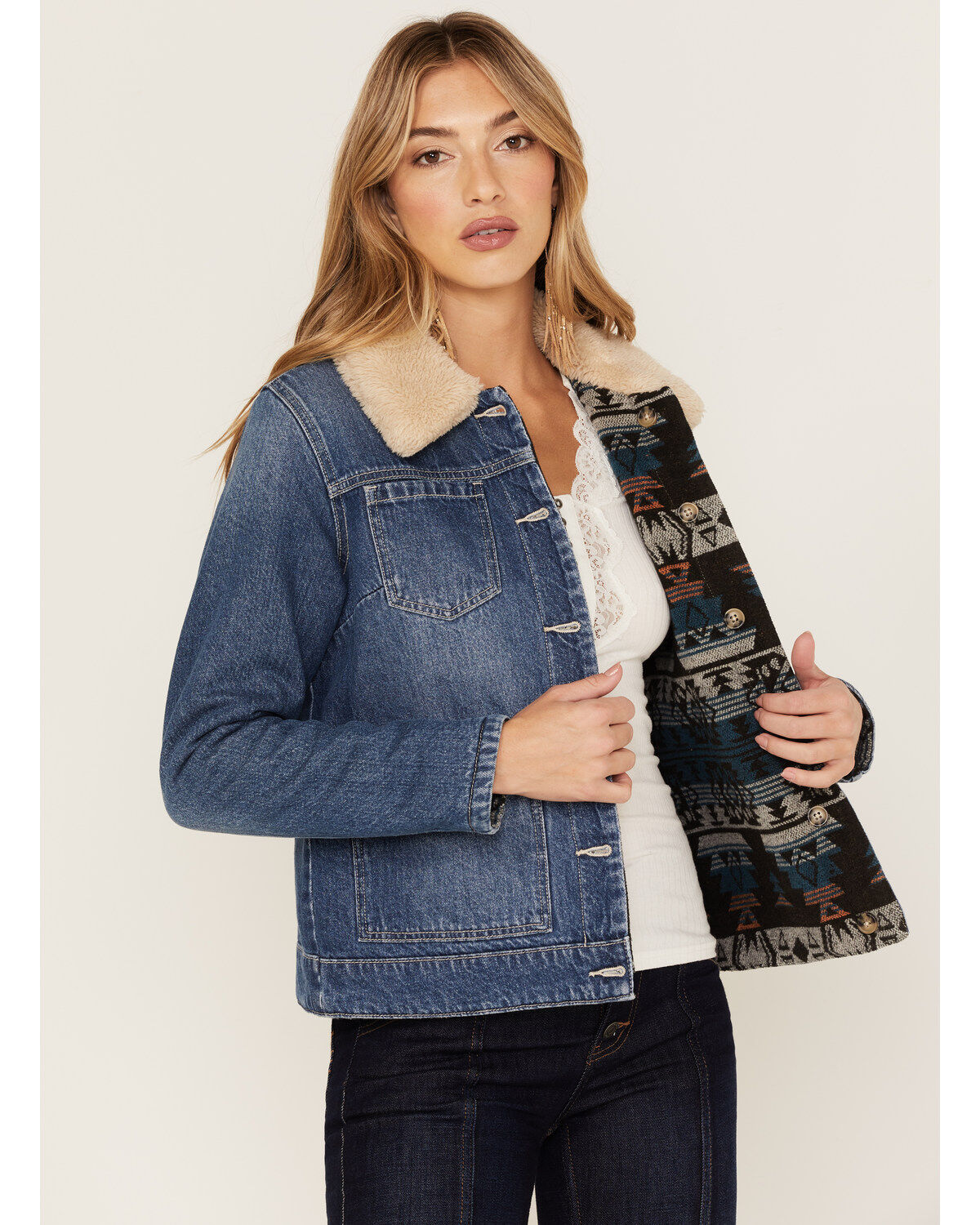 Women's Idyllwind Medium Wash Reversible Sherpa Blanket Denim Jacket