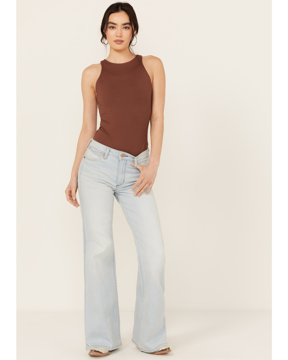 Women's Wrangler Light Wash Wanderer Mid Rise Flare Stretch Denim Jean
