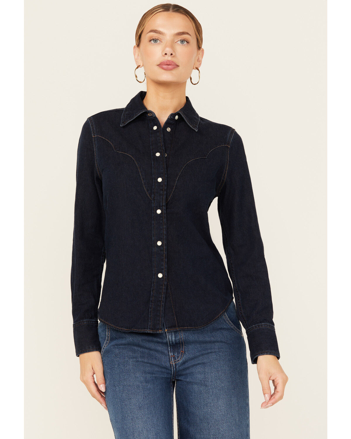Women's Wrangler Dark Wash Slim Yoke Long Sleeve Pearl Snap Western Sh