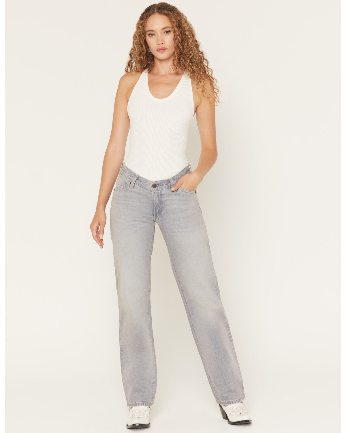 Women's Wrangler Haute Haze Low Rise Cowboy Straight Denim Jeans