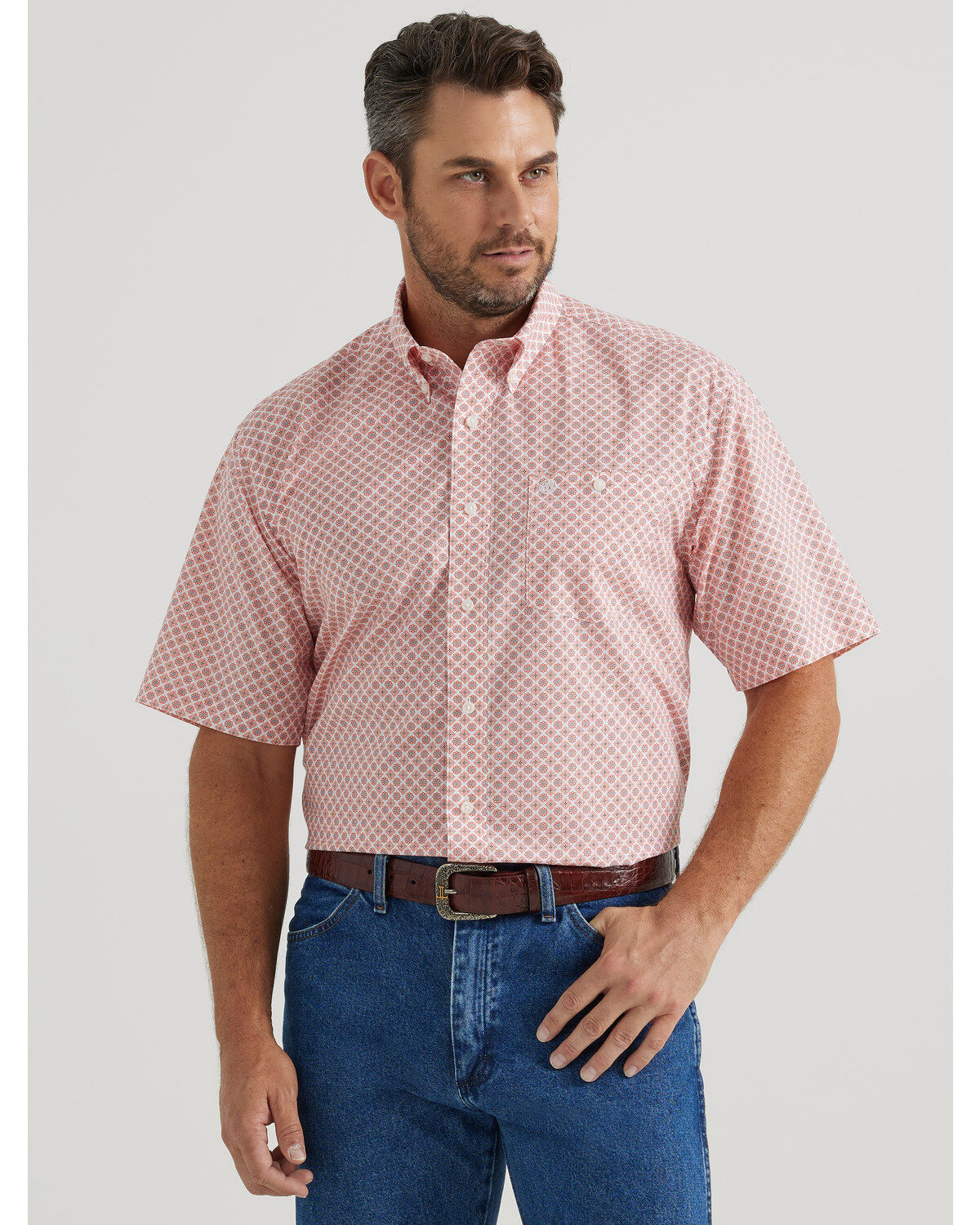 Men's Wrangler Classic Medallion Print Short Sleeve Button-Down Wester