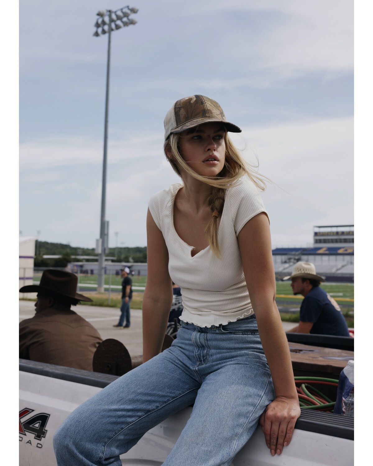 Women's Cleo + Wolf Ribbed Baby Tee