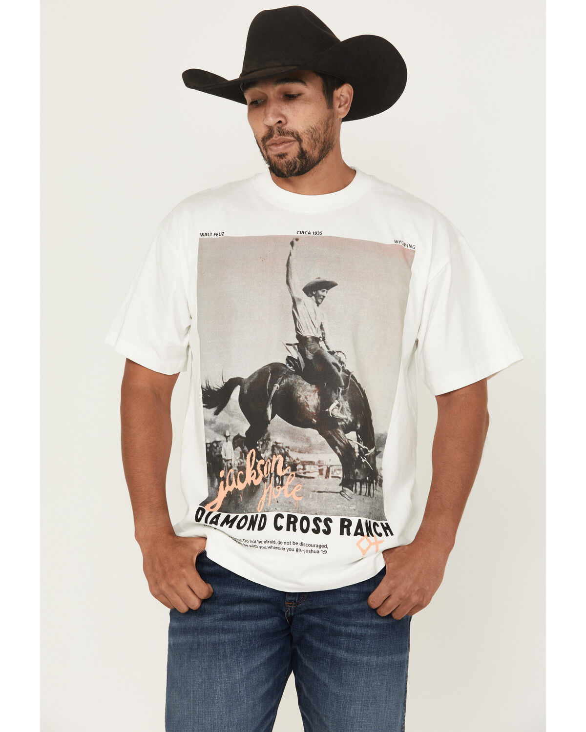 Men's Diamond Cross Ranch Graffiti Short Sleeve Graphic T-Shirt