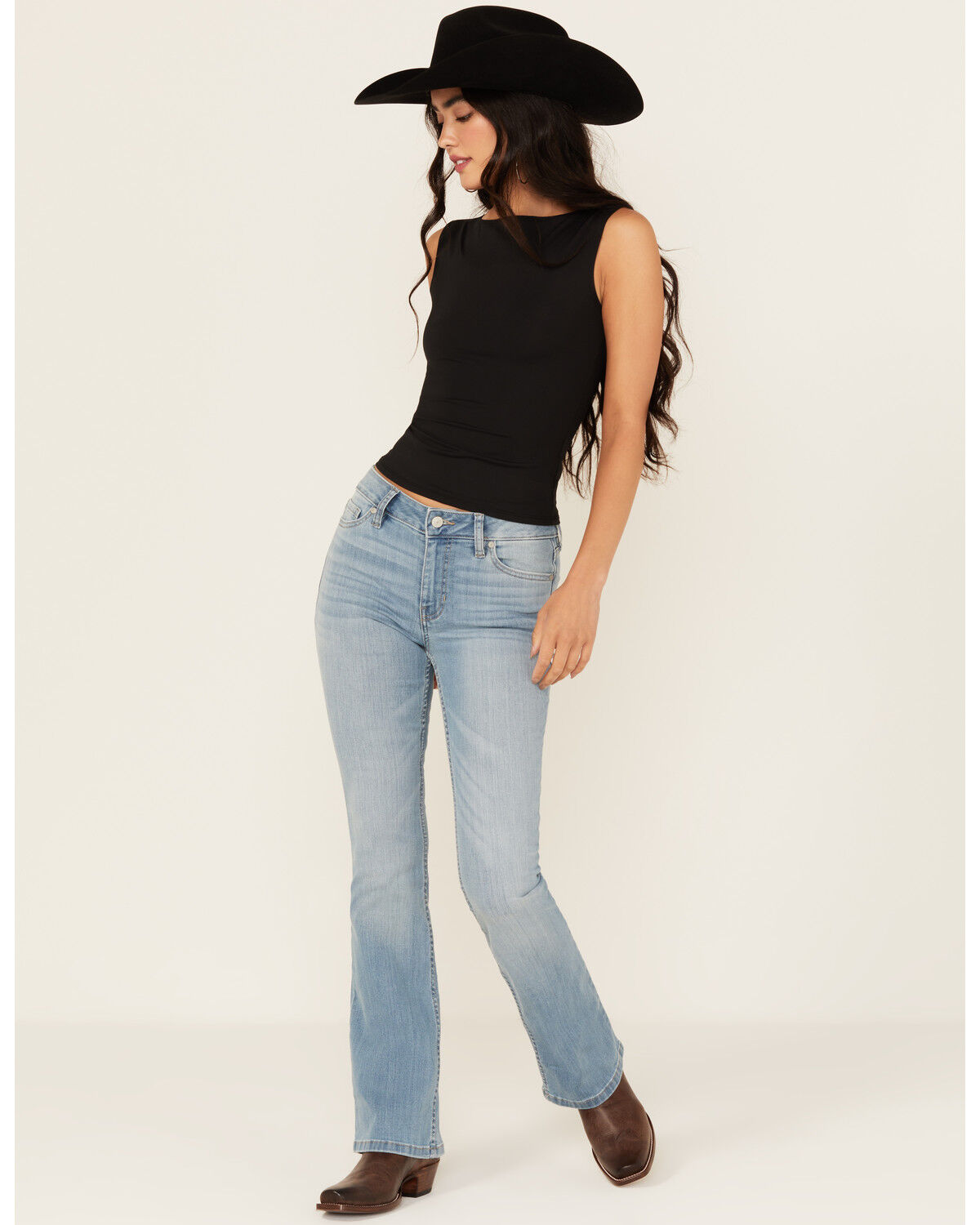 Women's Shyanne Rio Light Wash Aria Medium Rise Bootcut Super Stretch