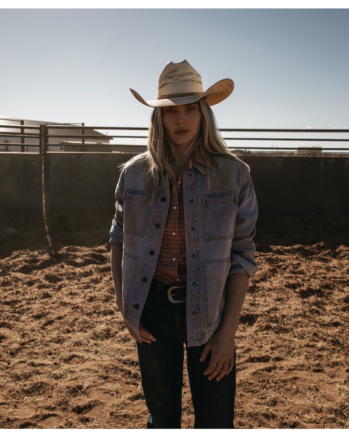 Women's Cleo + Wolf Lindon Light Wash Denim Shacket