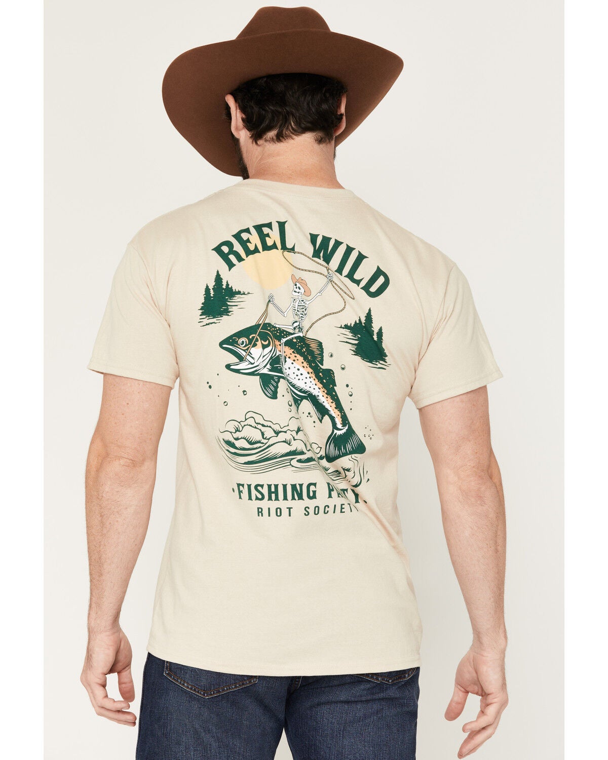 Men's Riot Society Reel Wild Short Sleeve Graphic T-Shirt