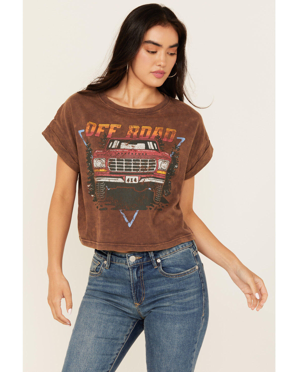 Women's Cleo + Wolf Off Rolled Sleeve Cropped Graphic Tee