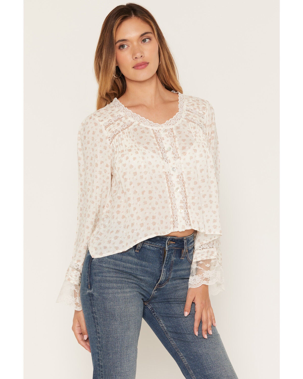 Women's Wild Moss Floral Lace Trim Top