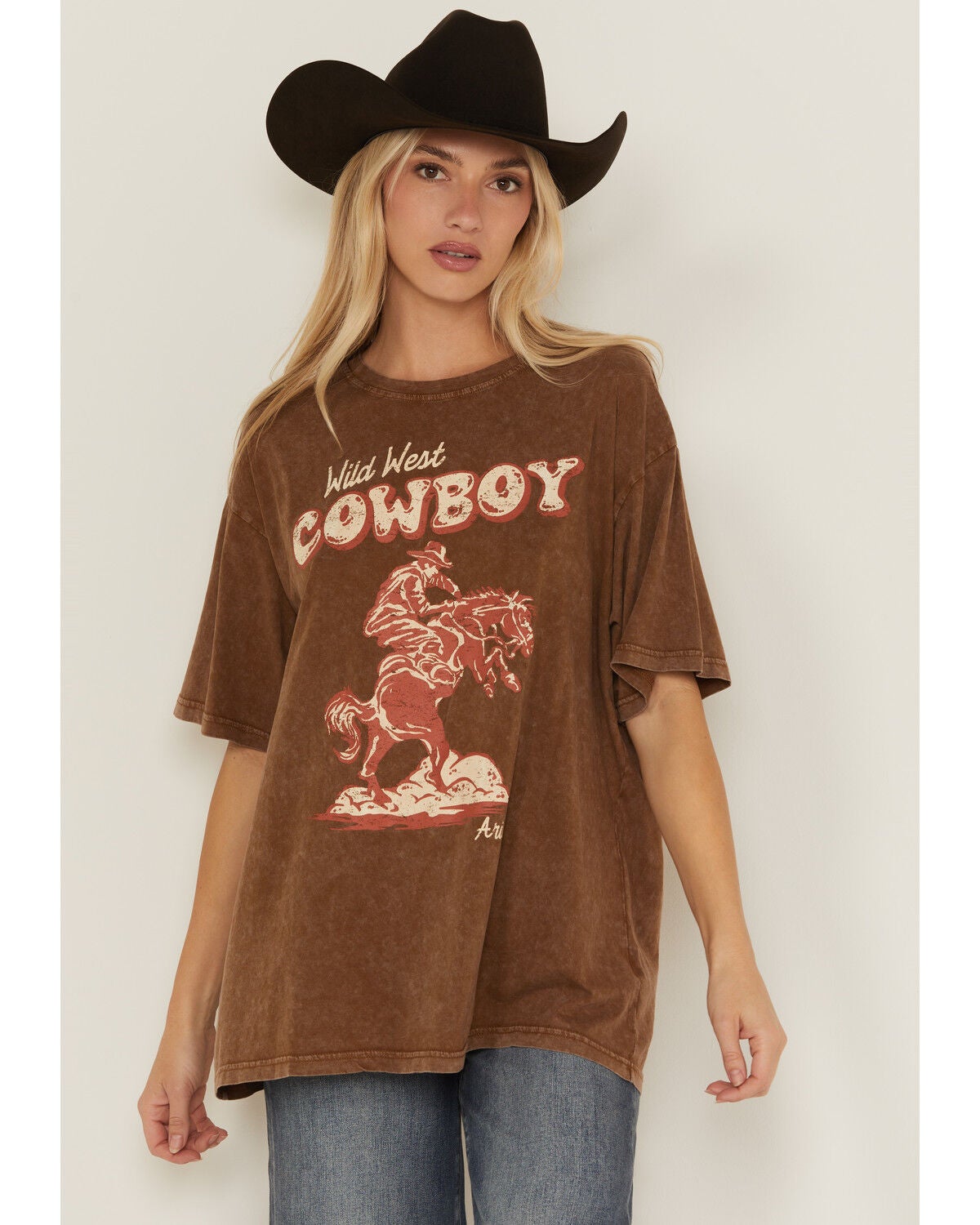 Women's Ariat Wild West Cowboy Short Sleeve Oversized Graphic Tee