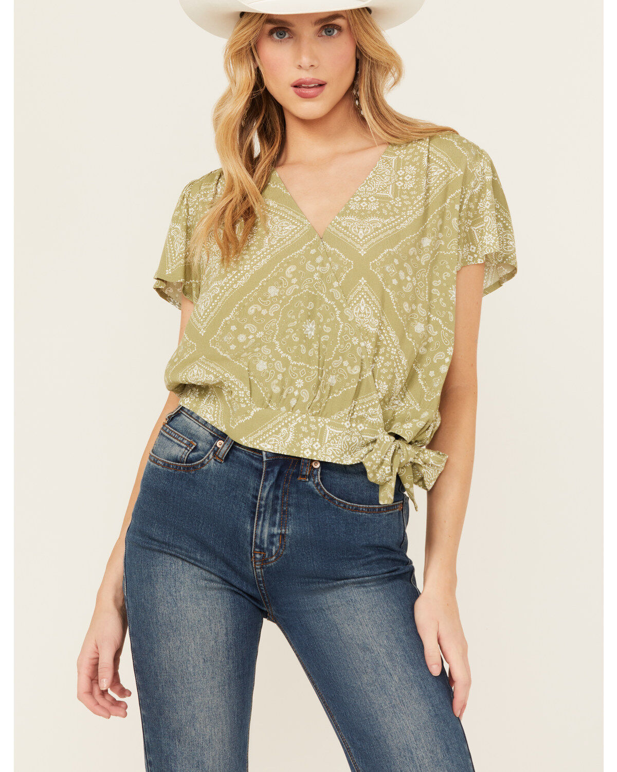 Women's Ariat Osage Bandana Print Short Sleeve Wrap Shirt