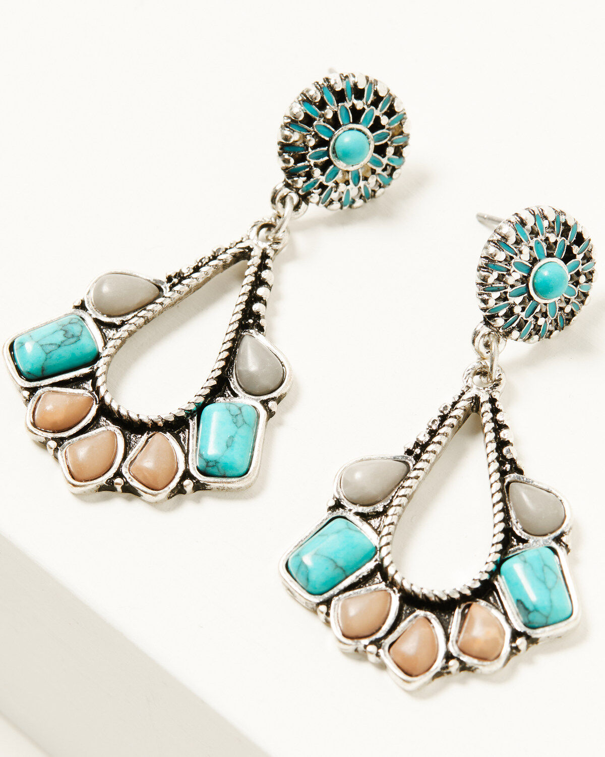 Women's Shyanne Teardrop Statement Earrings