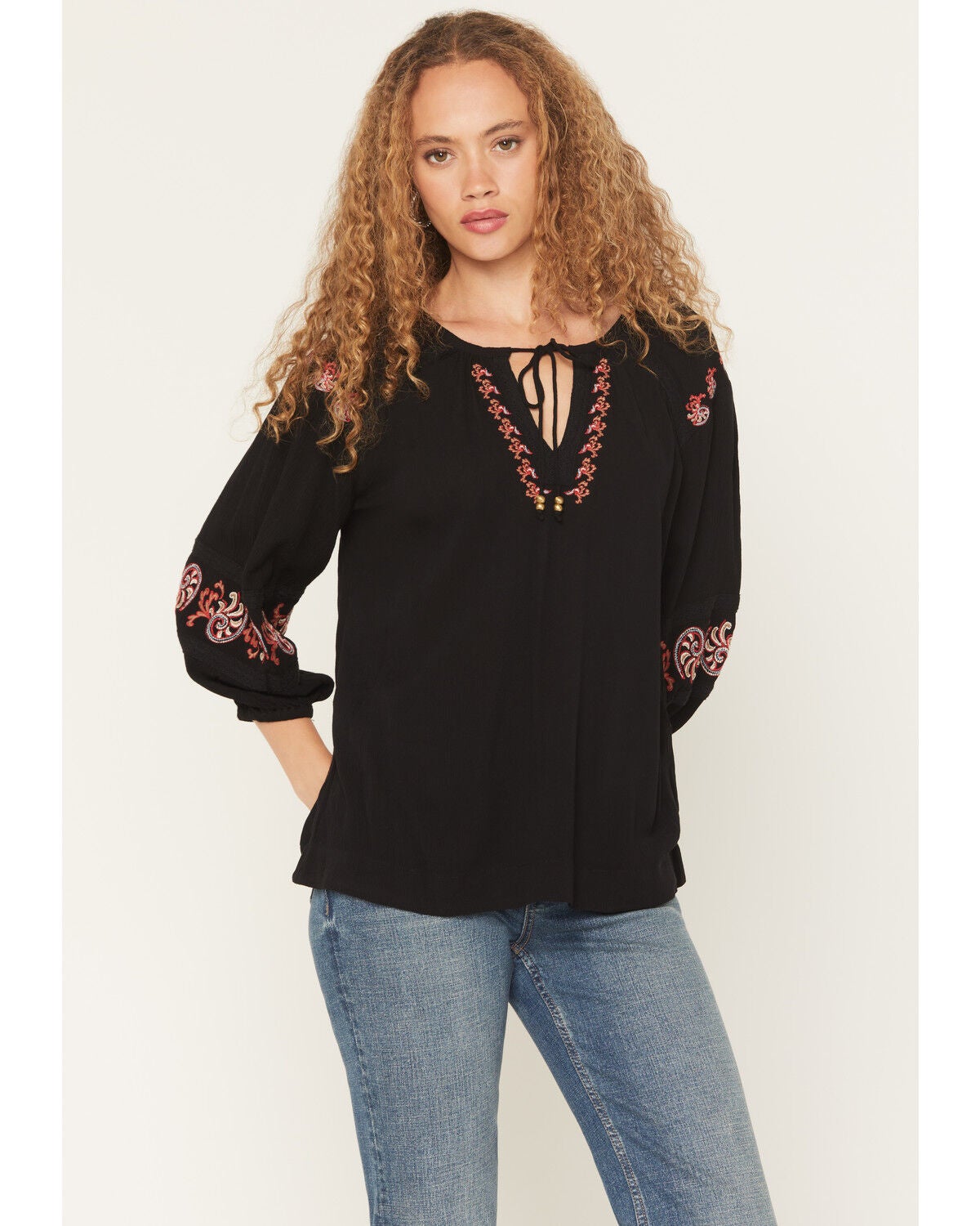 Women's Shyanne Gulch 3/4 Sleeve Embroidered Peasant Top