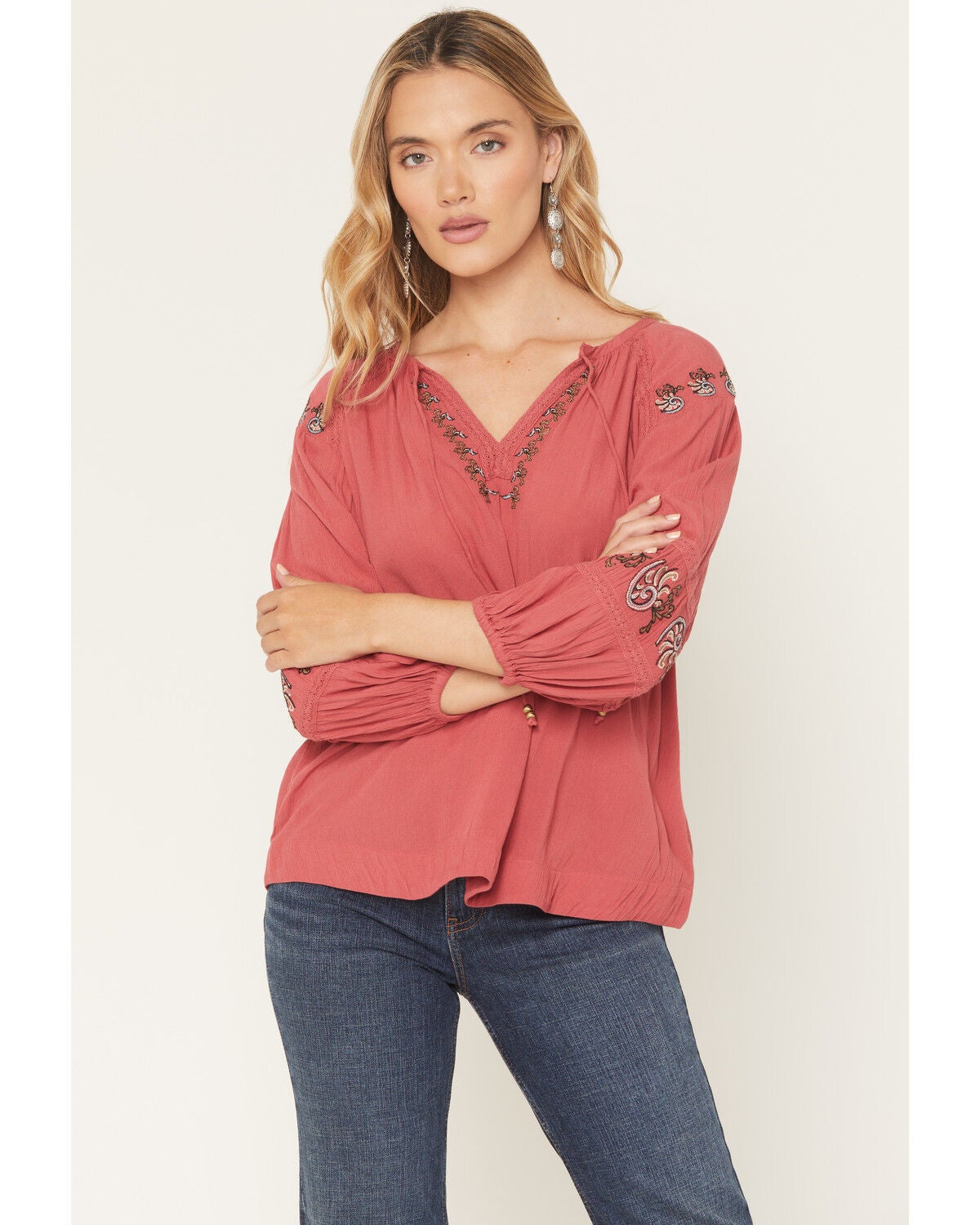 Women's Shyanne Barberry 3/4 Sleeve Embroidered Peasant Top