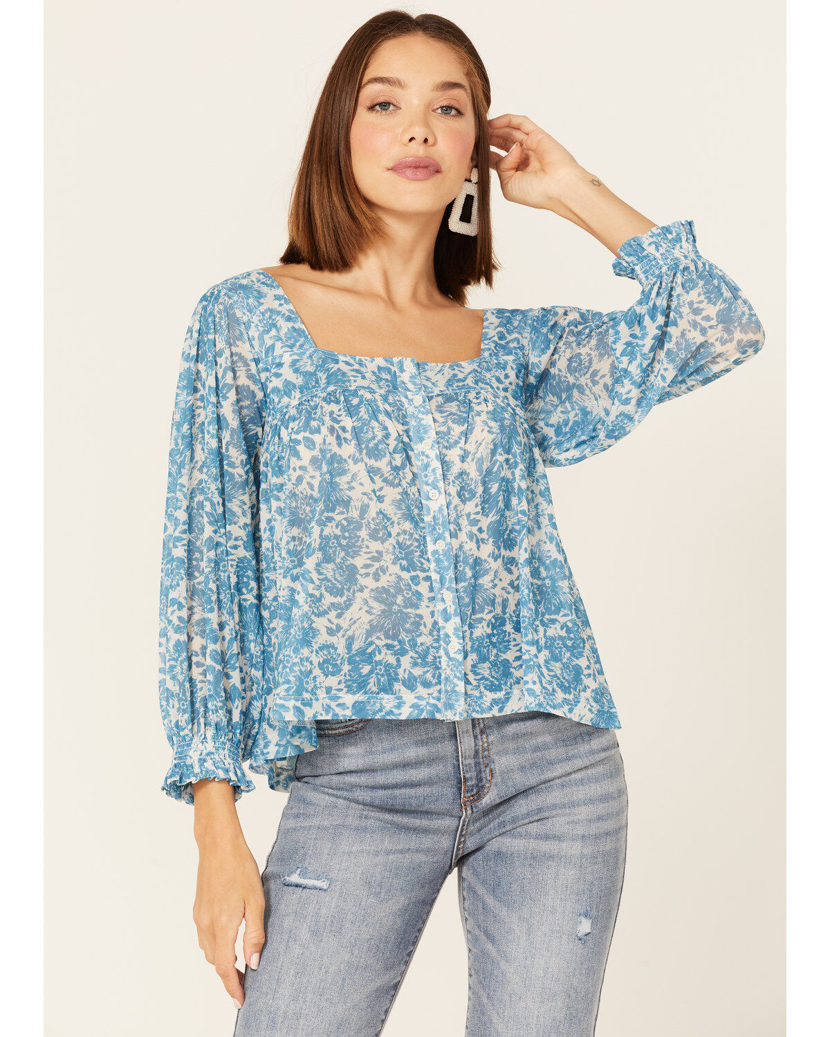 Women's Beyond The Radar Floral Print Long Sleeve Mesh Top