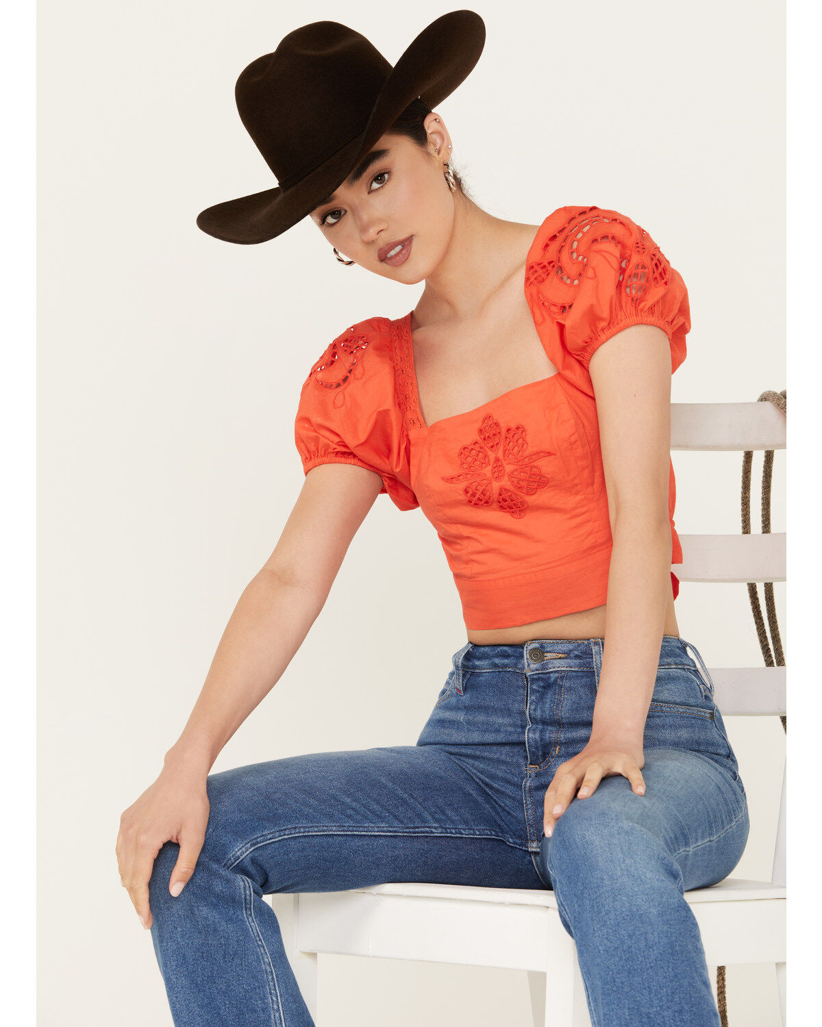 Women's Band of the Free Tie Back Short Sleeve Entrada Top