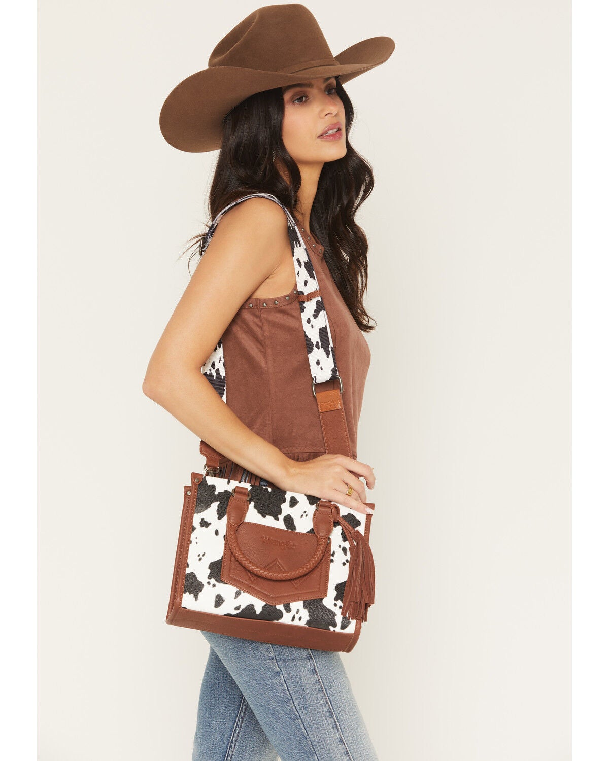 Women's Wrangler Boot Barn Exclusive Daisy Cow Print Tote with Tassel