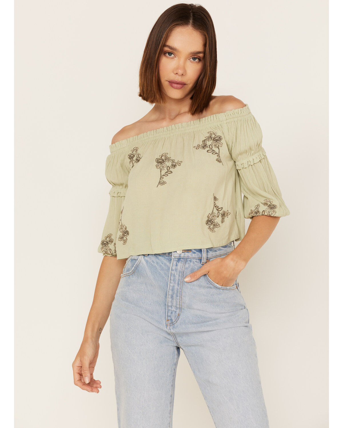 Women's Shyanne Floral Embroidered Off Shoulder Crop Top