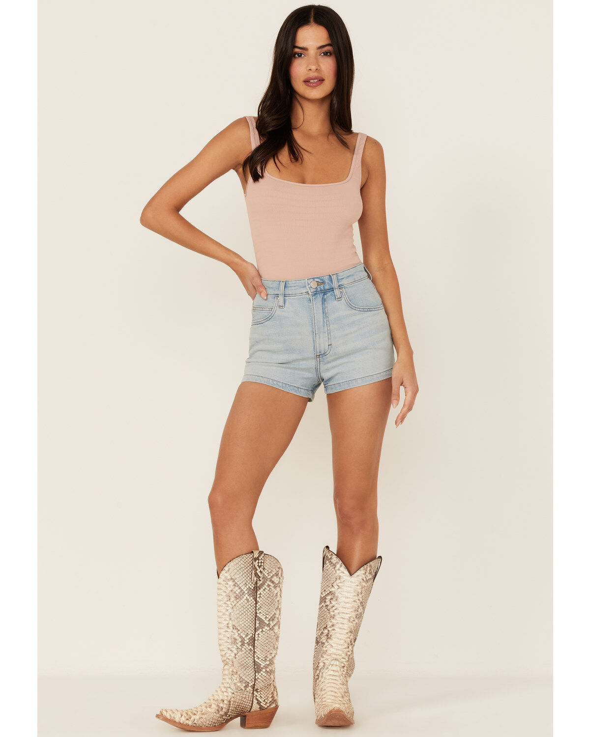 Women's Lee Vintage Modern High Rise Laundered Light Shorts