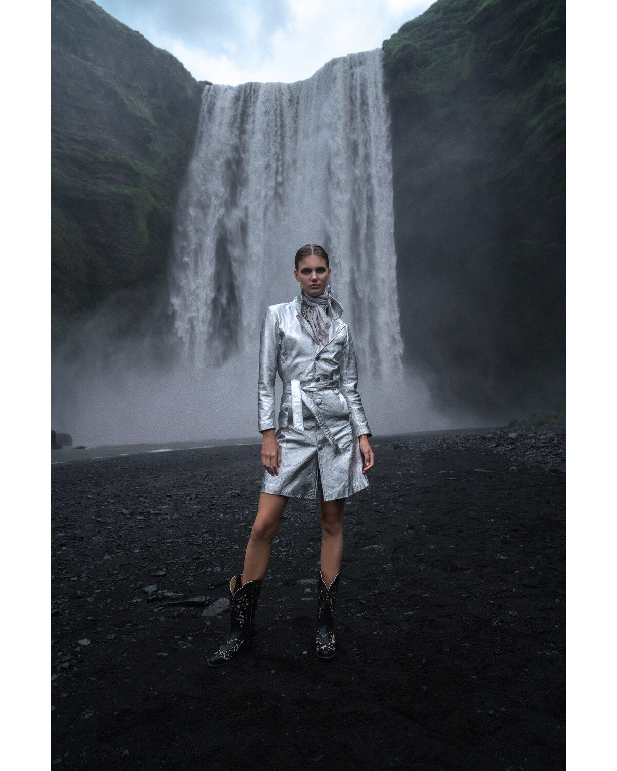 Women's Silver Understated Leather Metallic Moondust Trench Coat