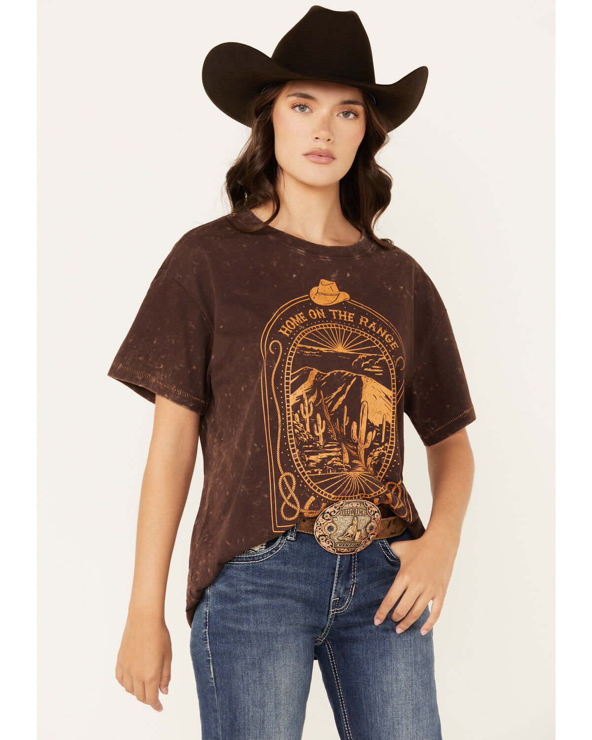 Women's Shyanne Home On Th Range Short Sleeve Graphic Tee