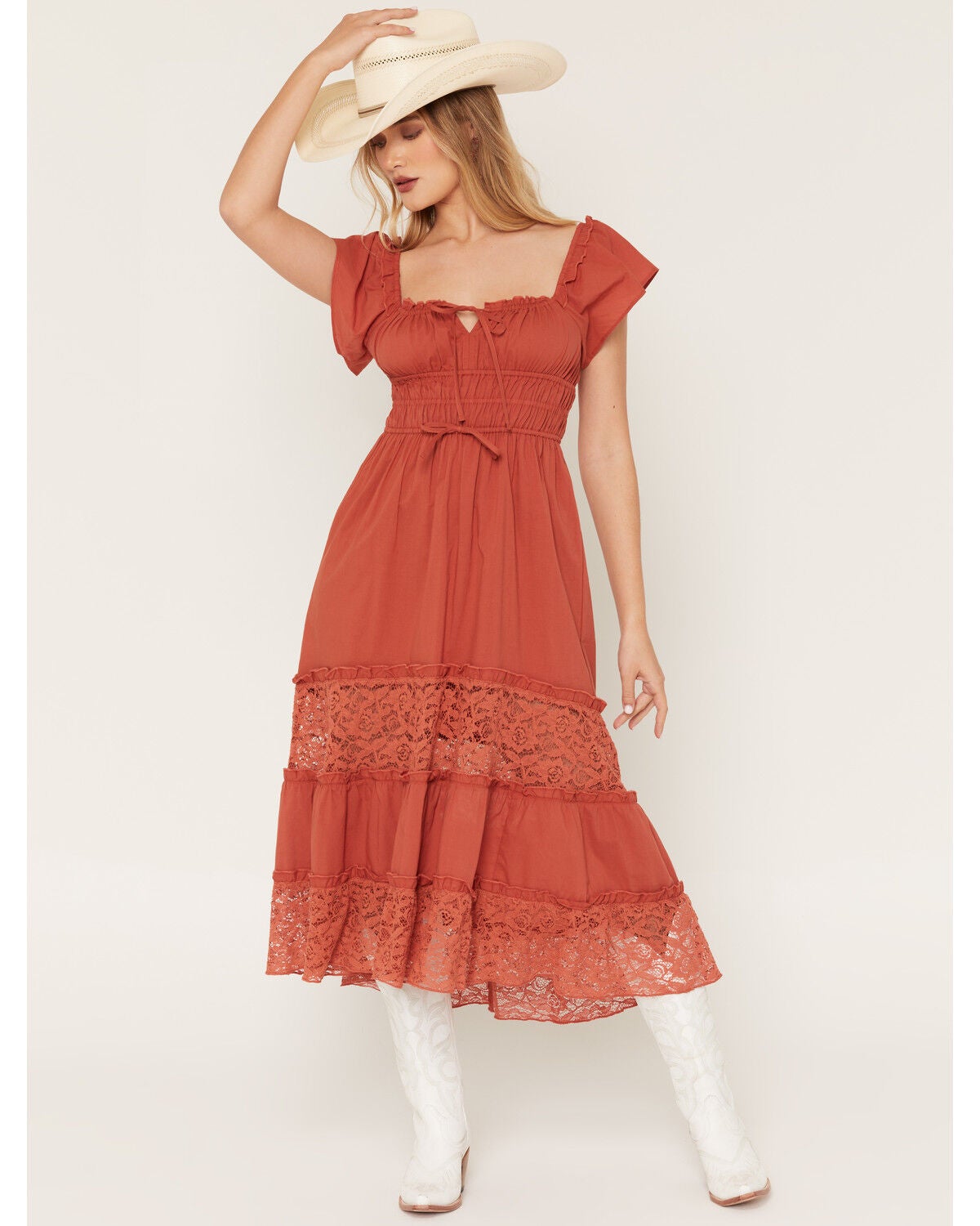 Women's Rosabelle Honey Solid Lace Short Sleeve Midi Dress