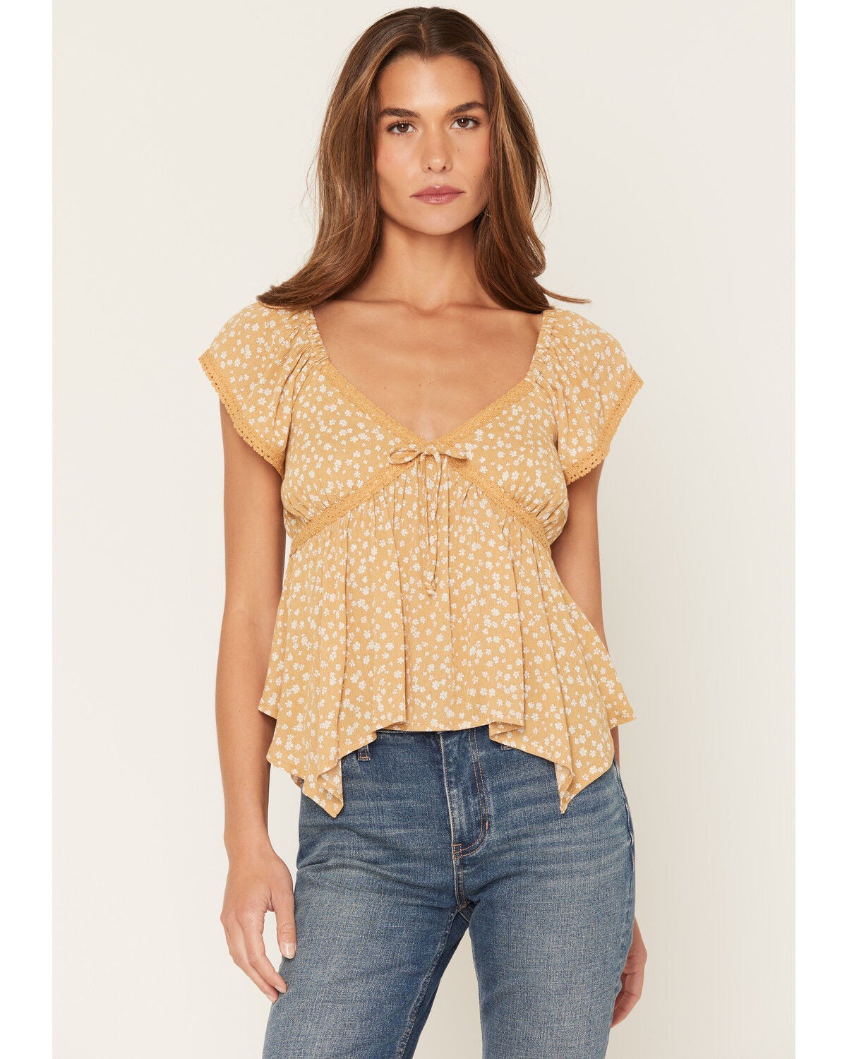 Women's Wild Moss Floral Print Hanky Hem Short Sleeve Top