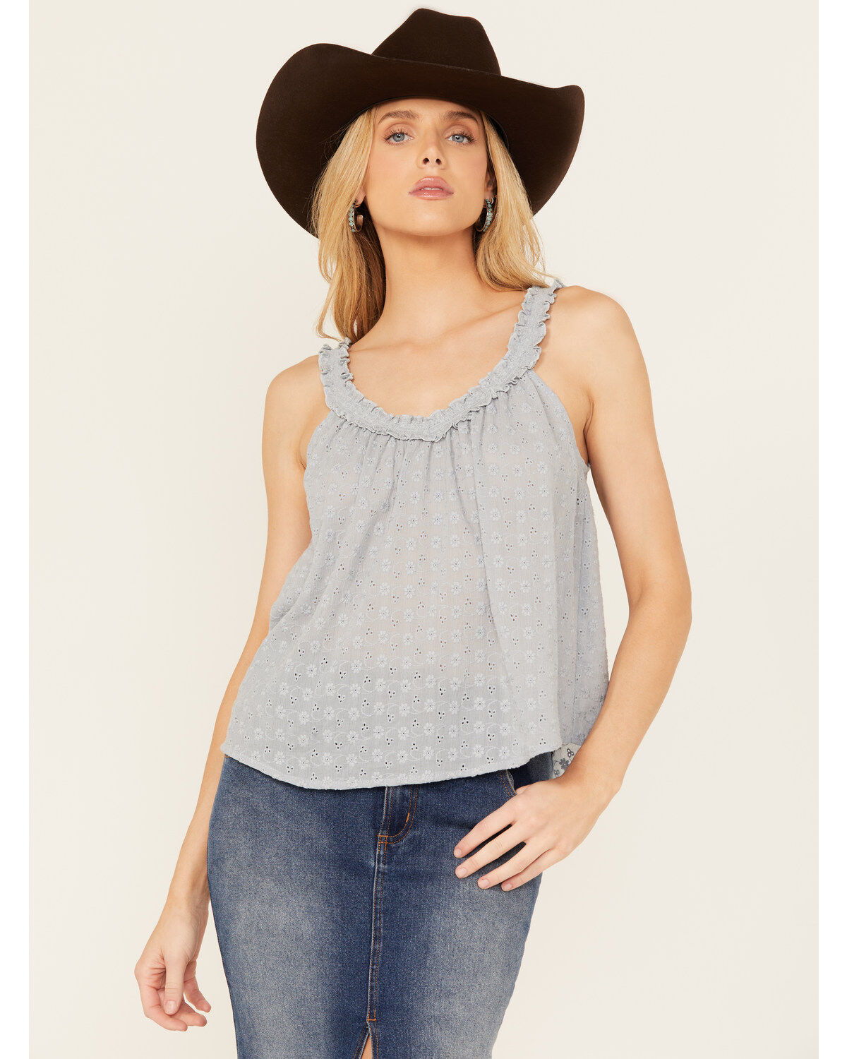 Women's Eyeshadow Eyelet V Neck Tank