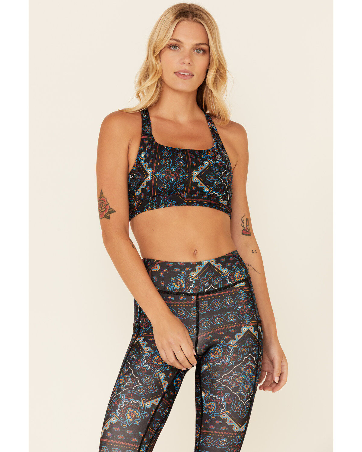 Women's Shyanne Paisley Print Riding Sports Bra