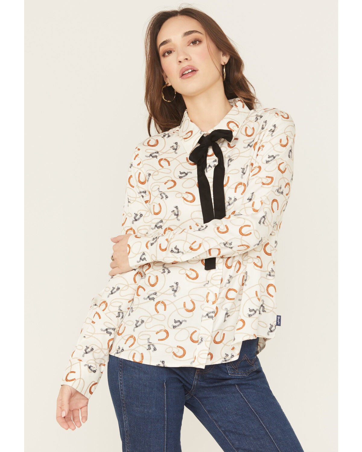 Women's Wrangler Retro Horseshoe Print Neck Tie Long Sleeve Button-Dow