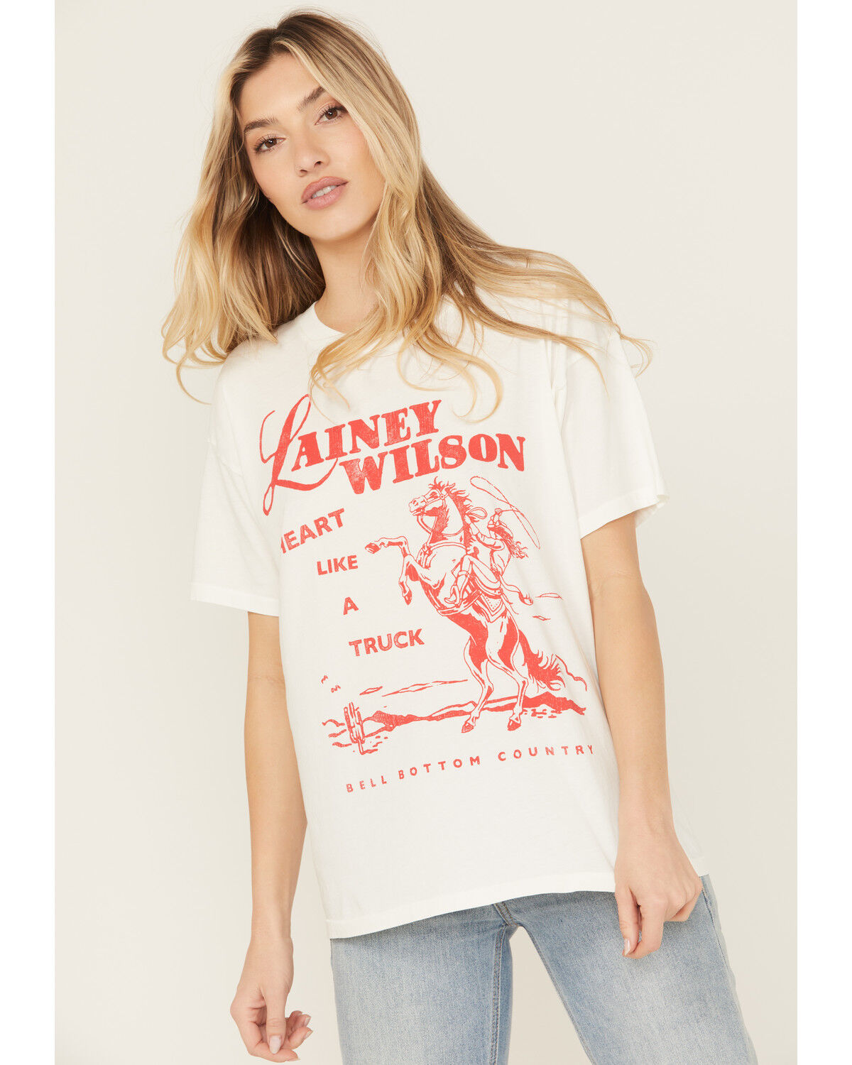 Women's Day Dreamer Lainey Wilson Horse Short Sleeve Graphic Tee