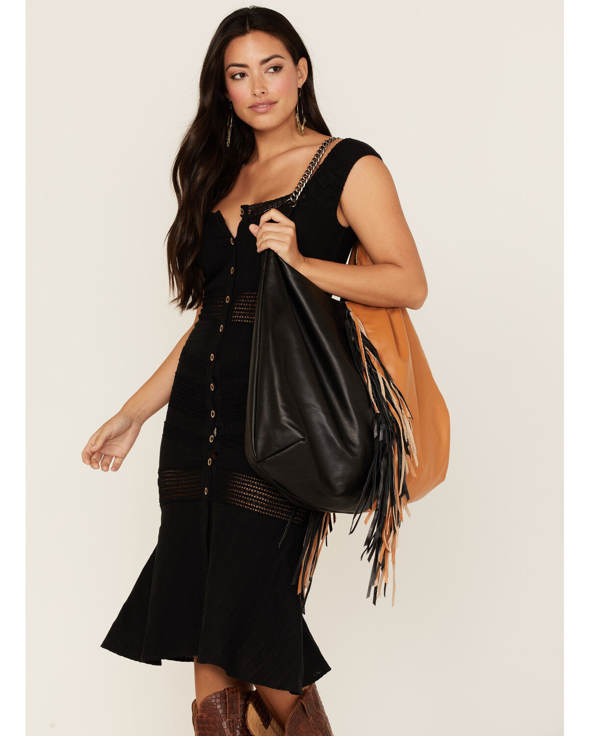 Women's Understated Leather Oversized Fringe Shoulder Bag