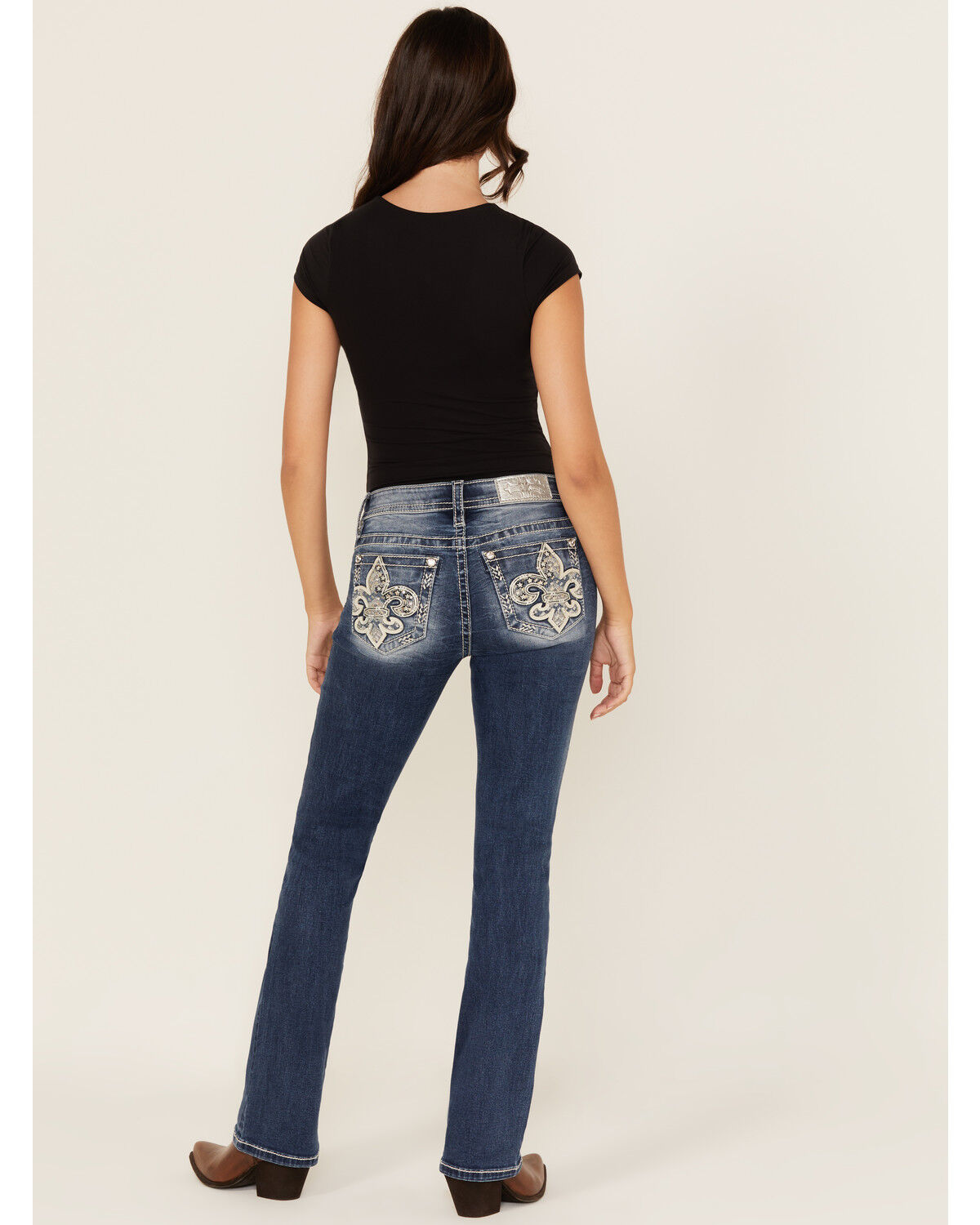 Women's Miss Me Medium Wash Mid Rise Fleur de Lis Pocket Bootcut Stret