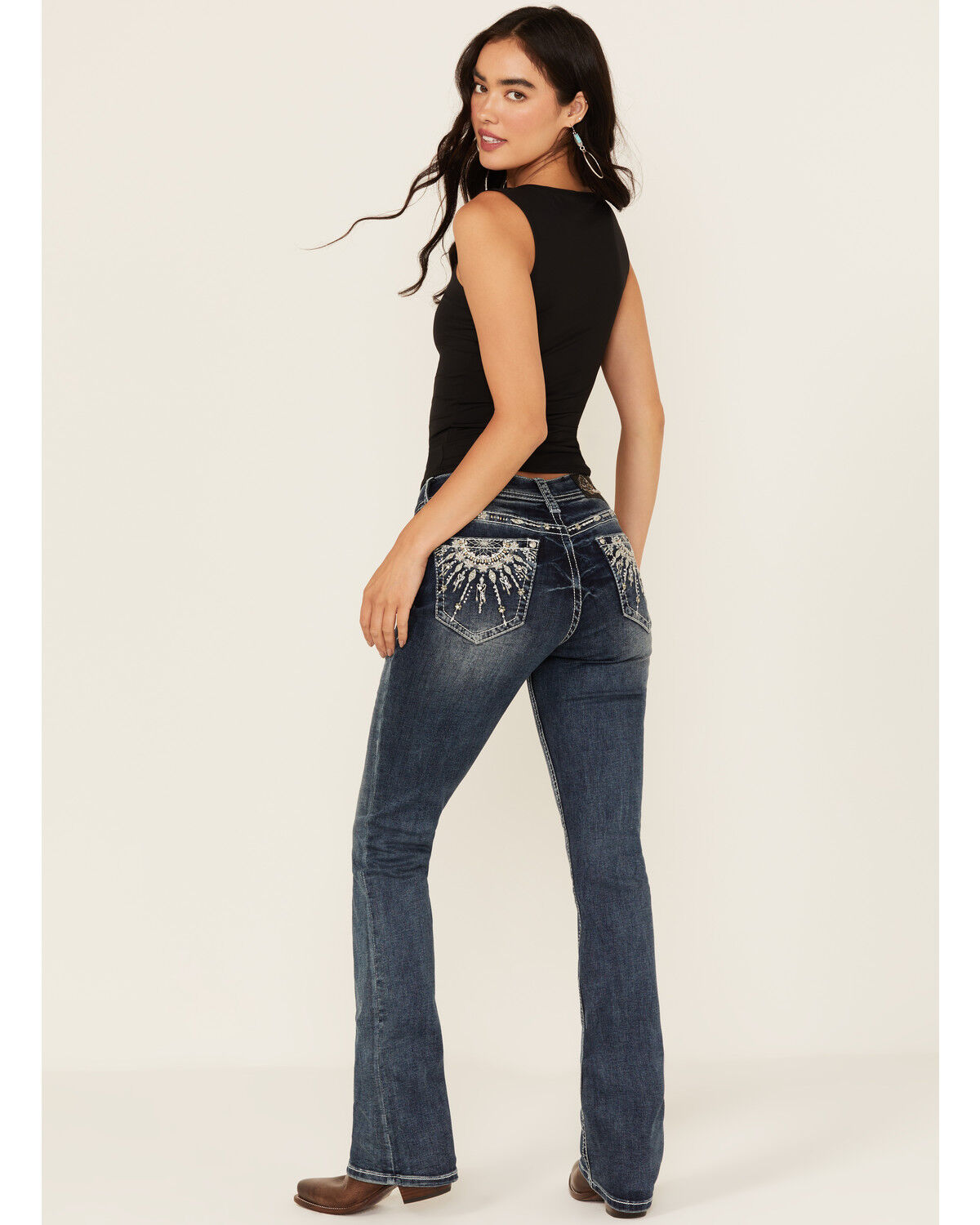 Women's Grace In LA Medium Wash Dream Catcher Embroidered Mid Rise Boo