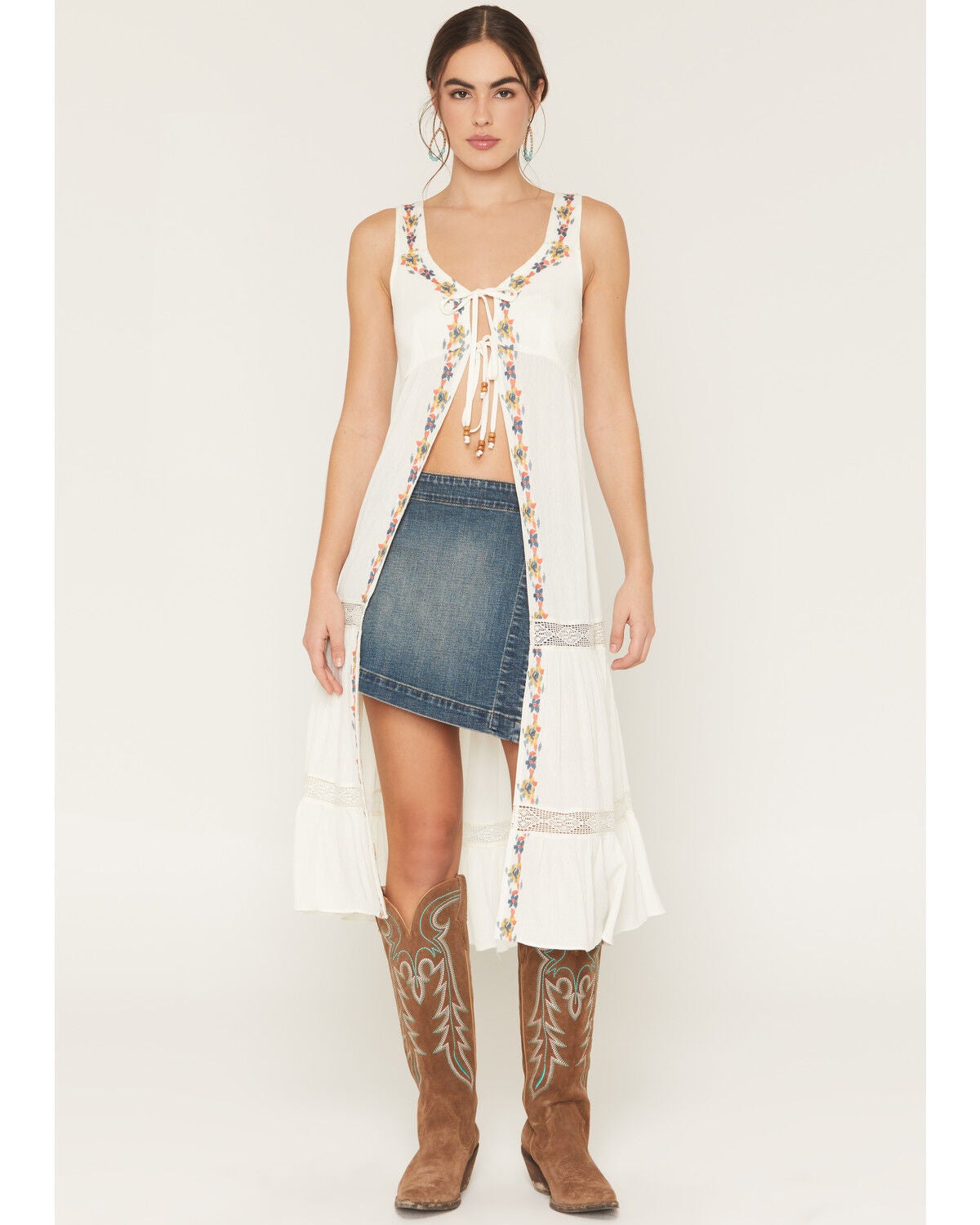 Women's Shyanne Embroidered and Lace Kimono