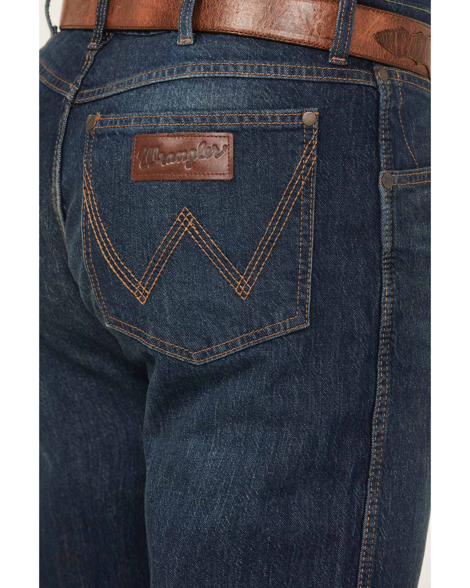 Wrangler Retro Men's 88MWZ Dark Wash Slim Fit Straight Stretch Denim ...
