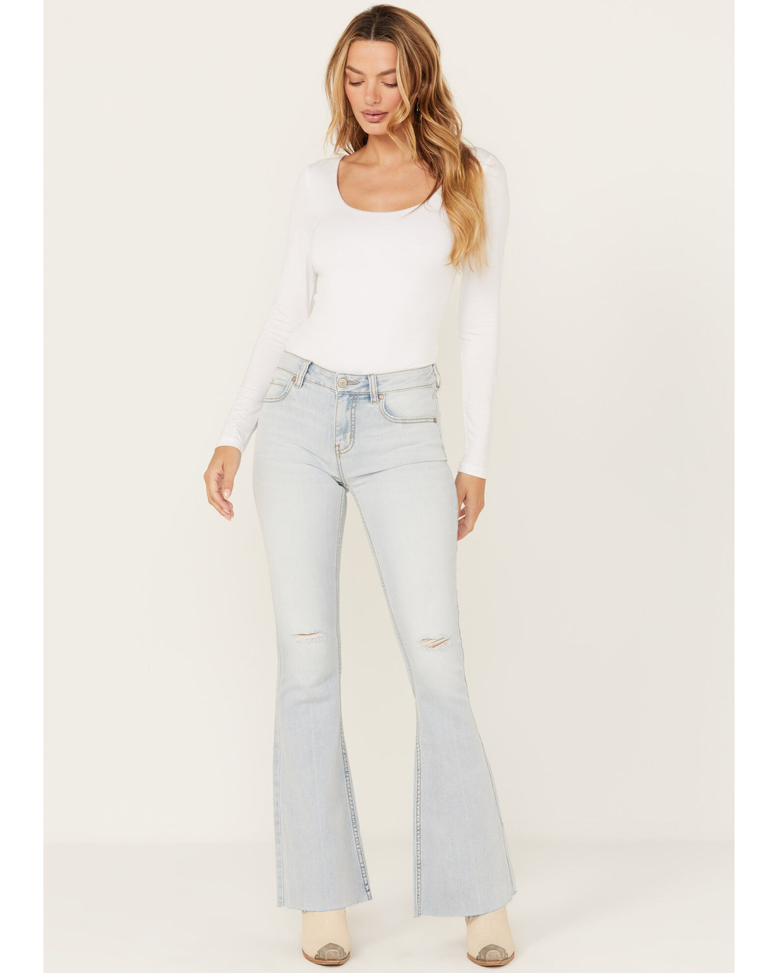 Product Name: Shyanne Women's Agave Light Wash Mid Rise Destructed Stretch  Flare Jeans