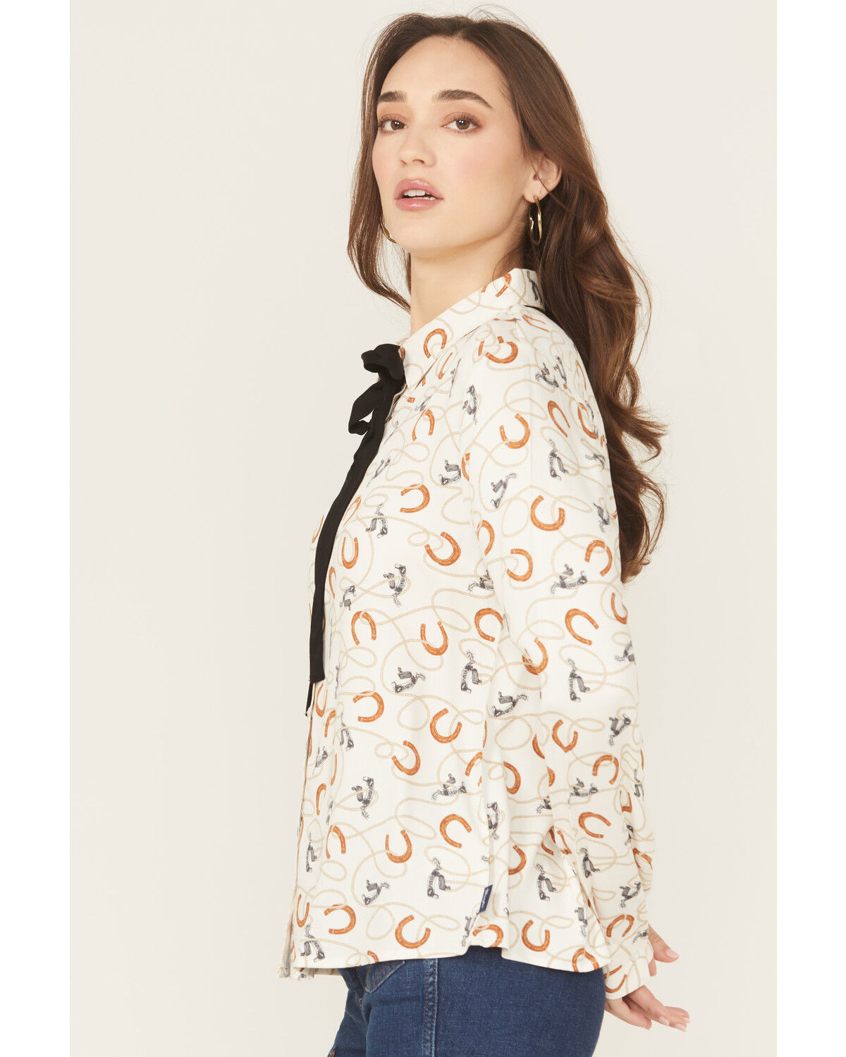 Image #2 - Wrangler Retro Women's Horseshoe Print Neck Tie Long Sleeve Button-Down Western Shirt, White, hi-res