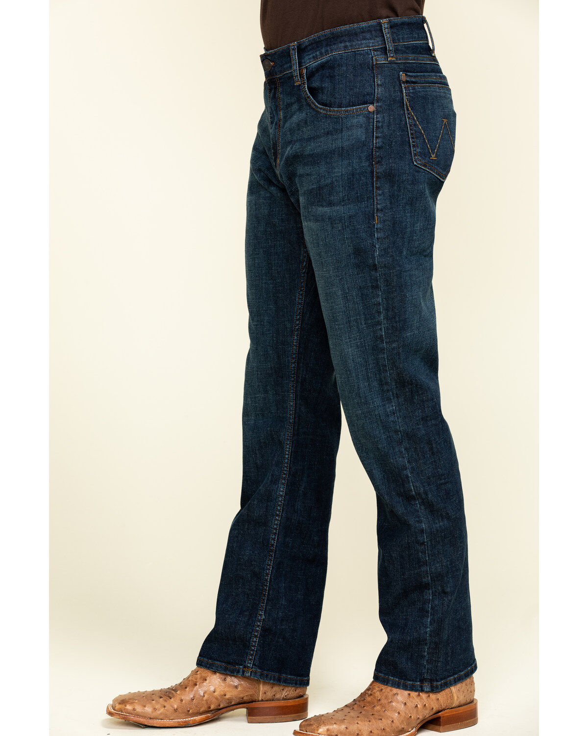wrangler jeans relaxed bootcut mens