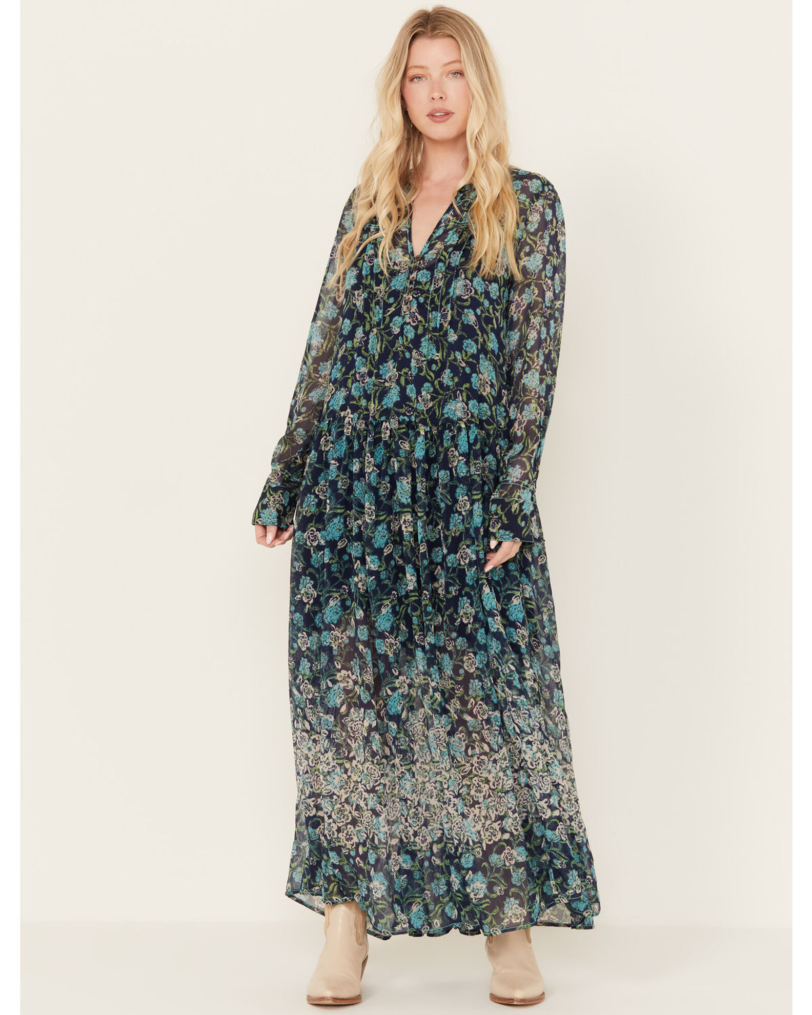 Free flowing dresses with sleeves sales