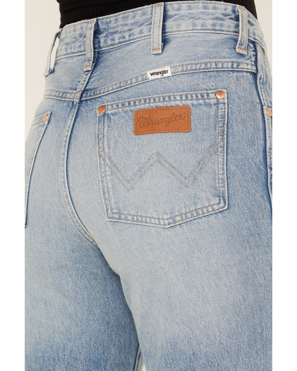 Product Name:  Wrangler Women's Honolua Wanderer 622 High Rise Flare Jeans