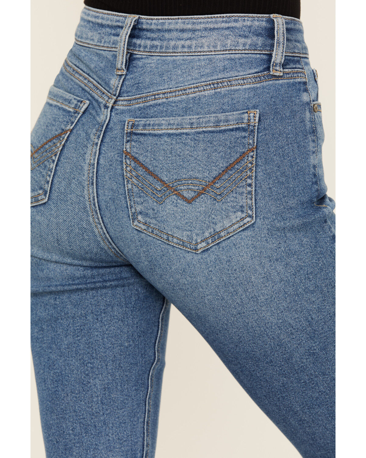 Image #4 - Idyllwind Women's Midland Medium Wash Legend High Rise Bootcut Super Stretch Denim Jeans, Medium Wash, hi-res