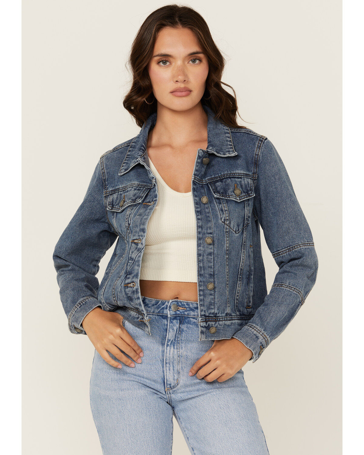 Veveret Women's Medium Wash Denim Jacket, Medium Wash, hi-res