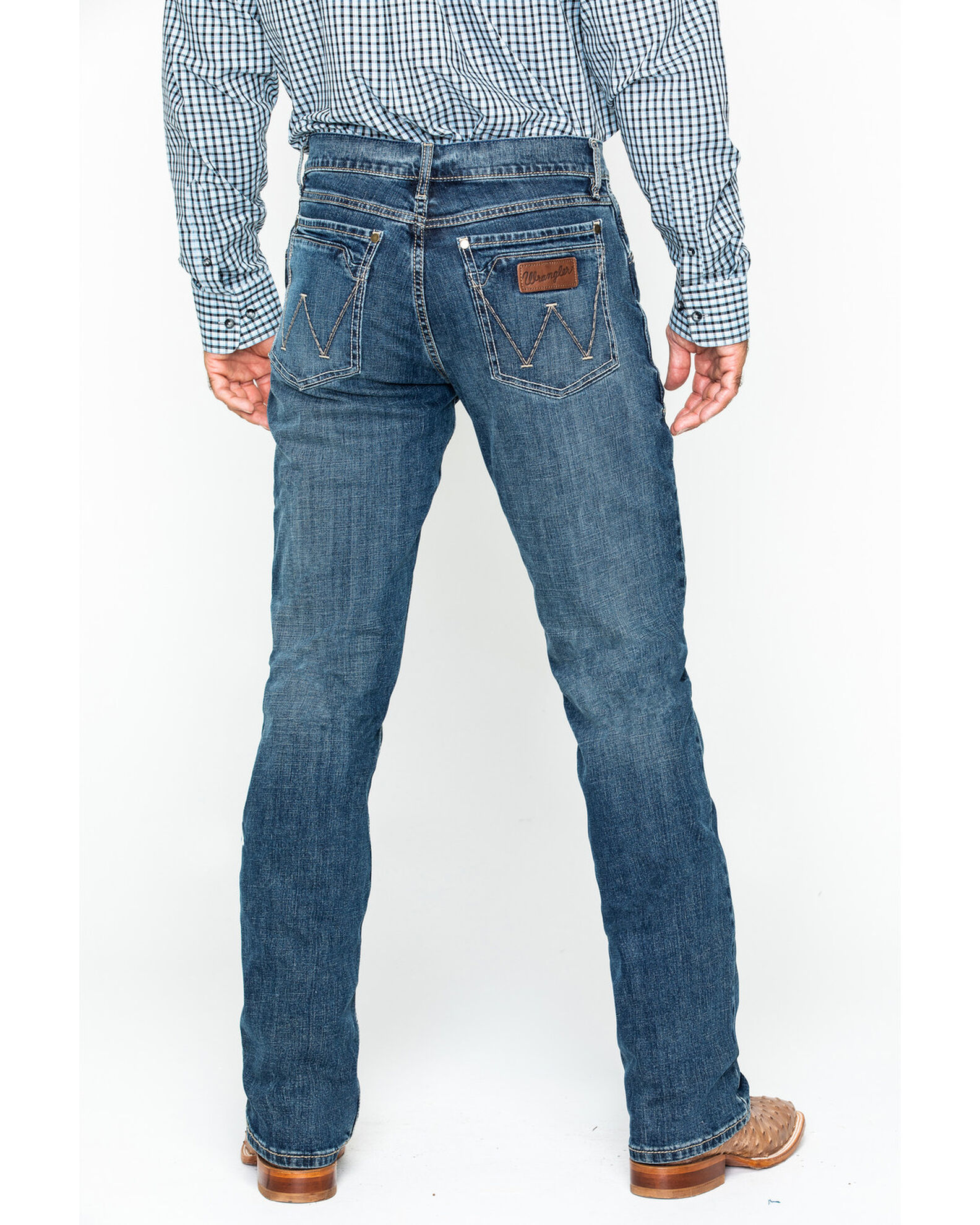 Athletic fit 2025 bootcut jeans