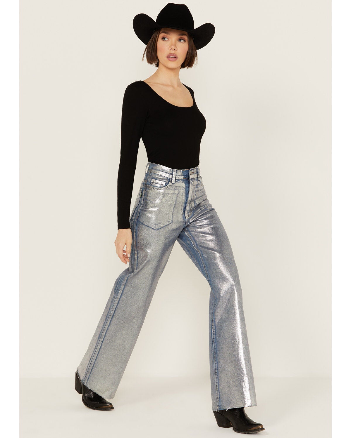 Vibrant Denim Women's Medium Wash Metallic Wide Leg Denim Jeans, Medium Wash, hi-res
