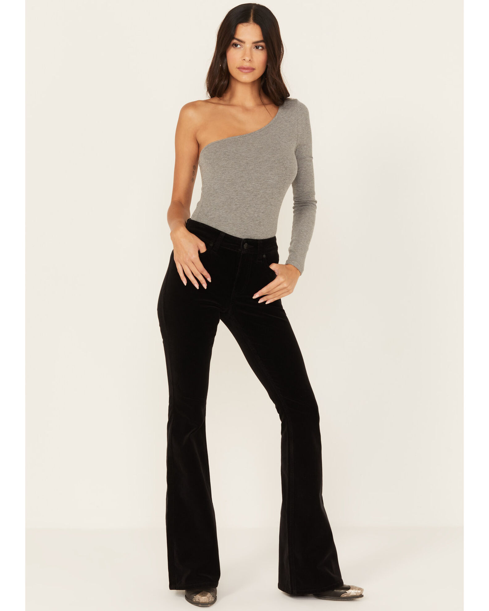 Womens black bell bottom on sale jeans